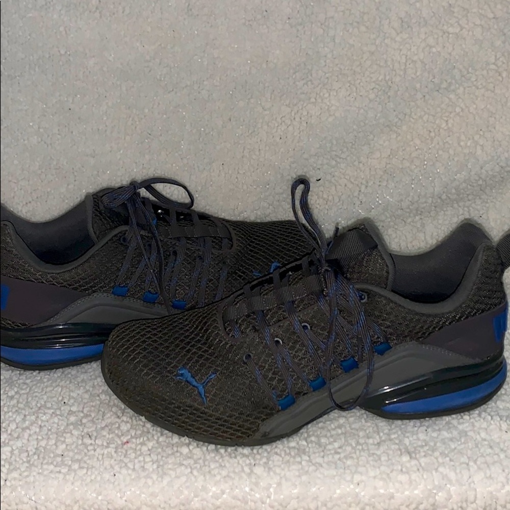 🎉Host Pick🎉Men’s Puma size 9 shoes
